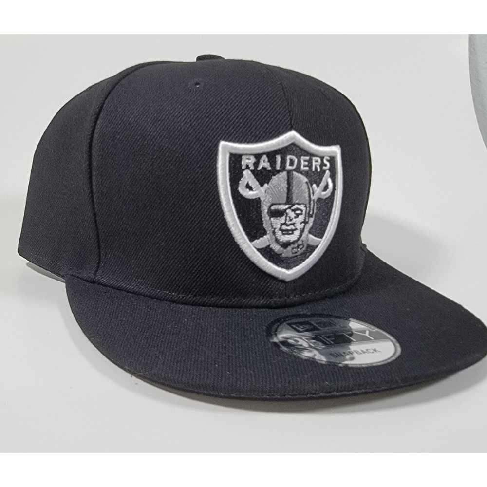 Las Vegas Raiders New Era Adjustable Snapback American Pride Underbrim NFL Cap - Picture 2 of 8